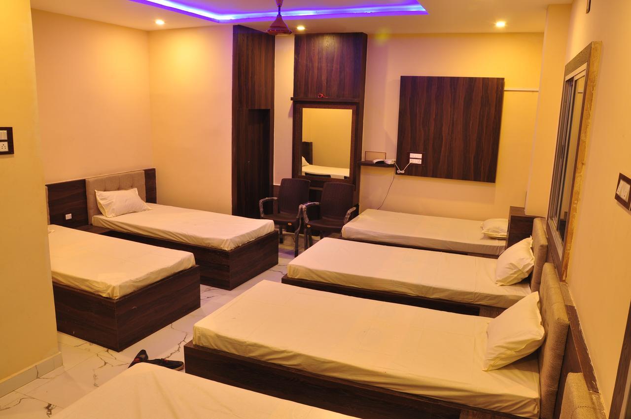 Hotel Golden Inn Balangir ภายนอก รูปภาพ