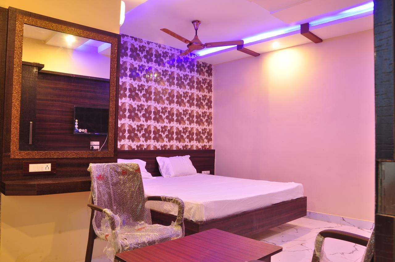 Hotel Golden Inn Balangir ภายนอก รูปภาพ
