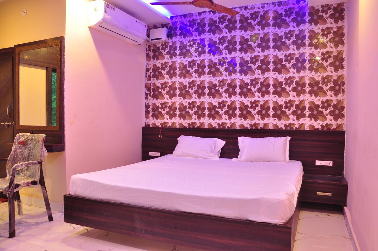 Hotel Golden Inn Balangir ภายนอก รูปภาพ